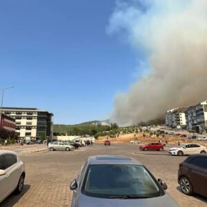 canakkalede yangin itfaiye araci yandi DZ3YNF3a