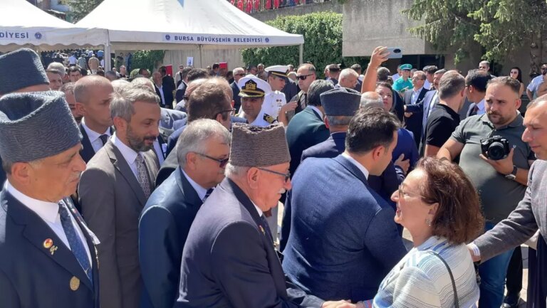 celal-bayar-39-yilinda-anildi-m7lC4sOU.jpg