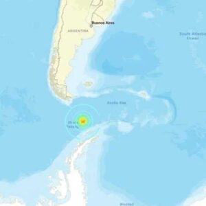 guney amerikada 75 buyuklugunde deprem vzuNHv62