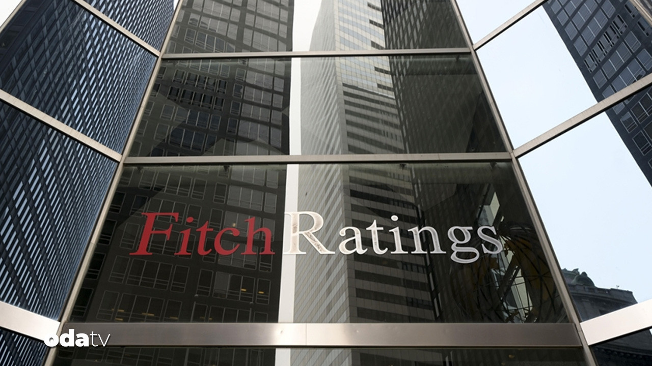 fitch fransanin kredi notunu dusurdu CclA9OAz