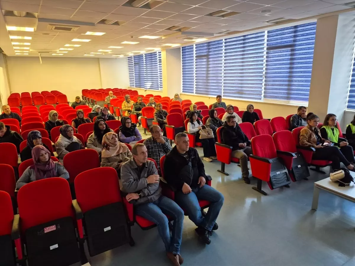 bagimlilik farkindaligi egitimi verildi EWfRsLWr.jpg