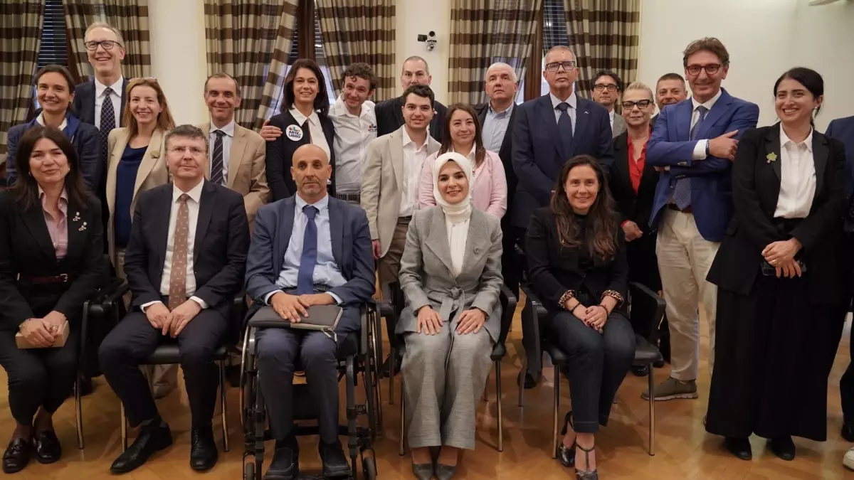 bakan goktas italyada engelli bireyler icin is birligi gorusmeleri yapti ezUCtXQM.jpg