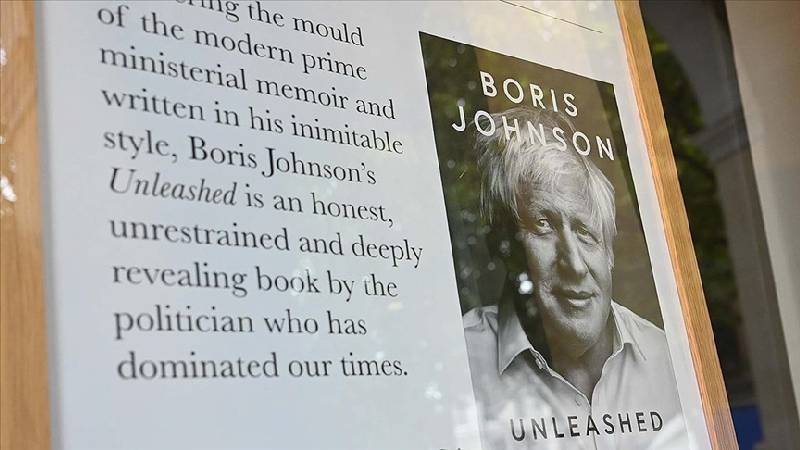 eski ingiltere basbakani johnson kitaplarimi yazarken yapay zek dan faydalandim chatgpt harika FRvrw16T.jpg