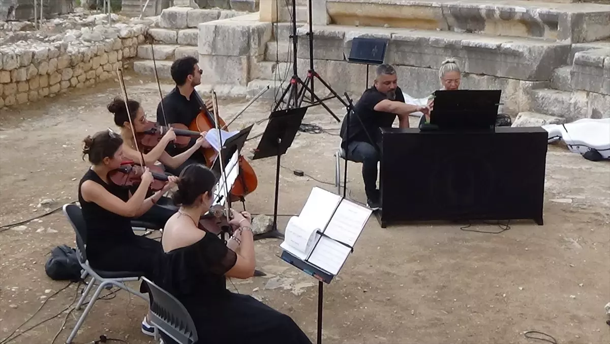 mersinde antik kent konserle senlendi wljZn9zi