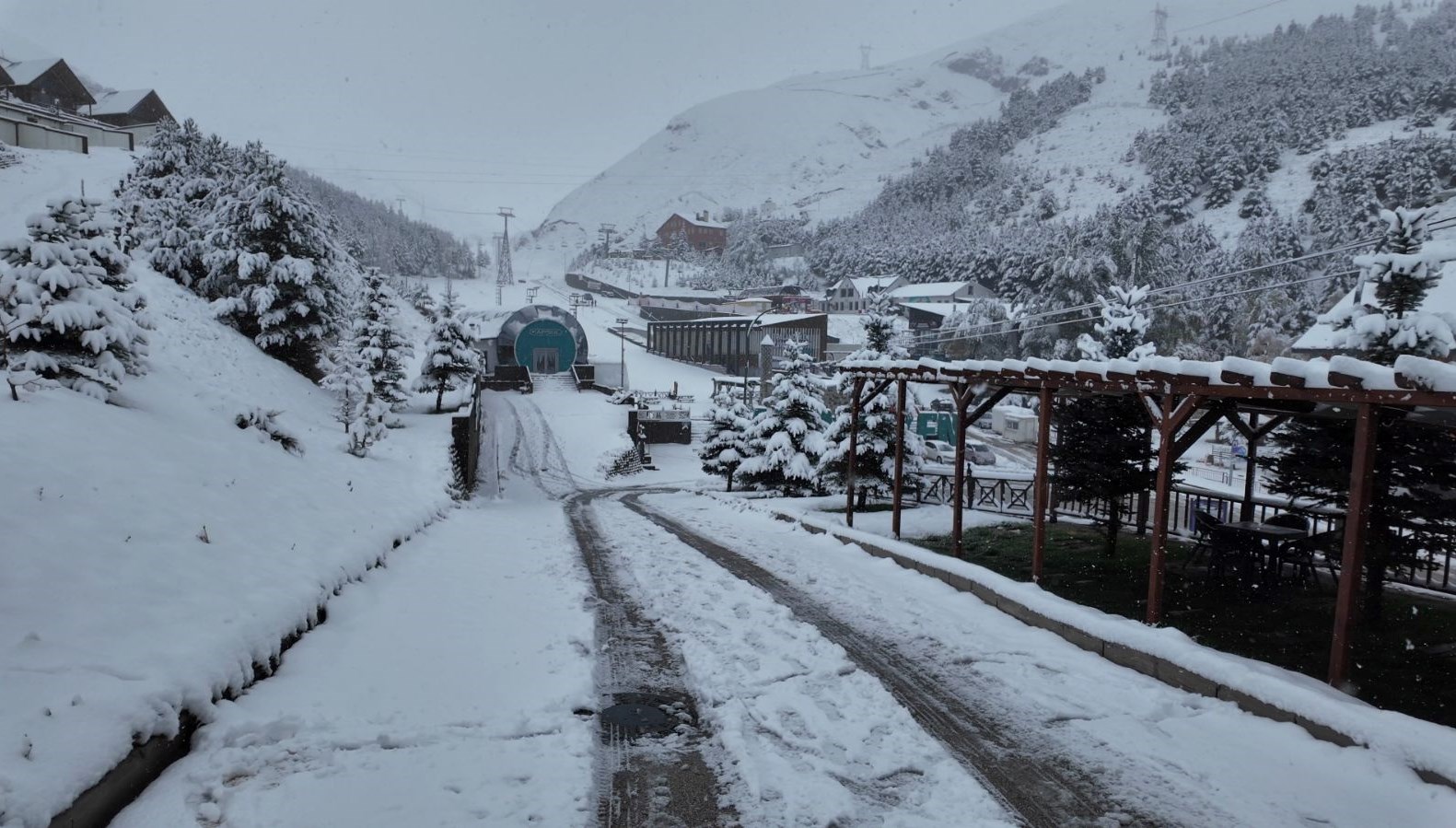 palandoken beyaza burundu TjvIaJf2.jpg