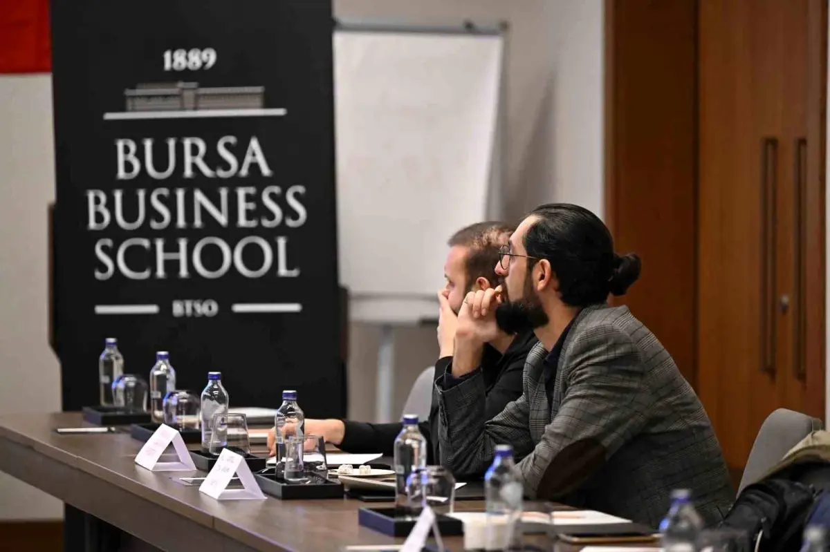 bursa business schoolda satis ve pazarlama egitimi O8dWtXHm.jpg