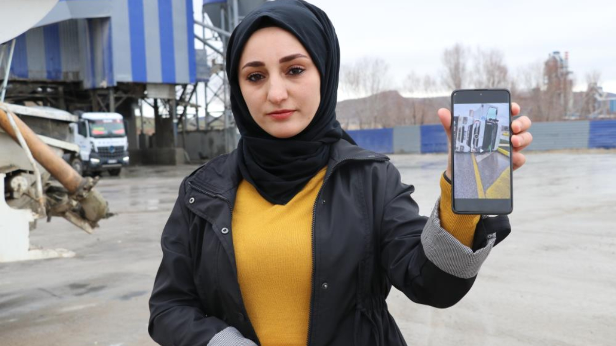 Sivaslı kadın tır şoförü haber olduktan saatler sonra kaza yaptı